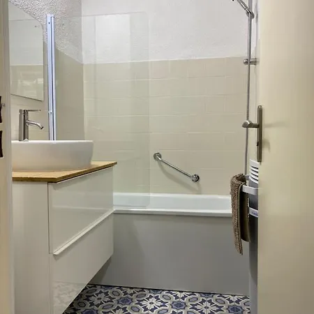 Appartement Sweet Sauze - Chaleureux - Lumineux Et Calme - Vue Sur La Montagne Enchastrayes